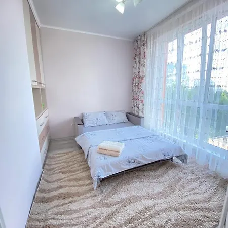 Two Bedroom Large In Апартаменты Кишинёв